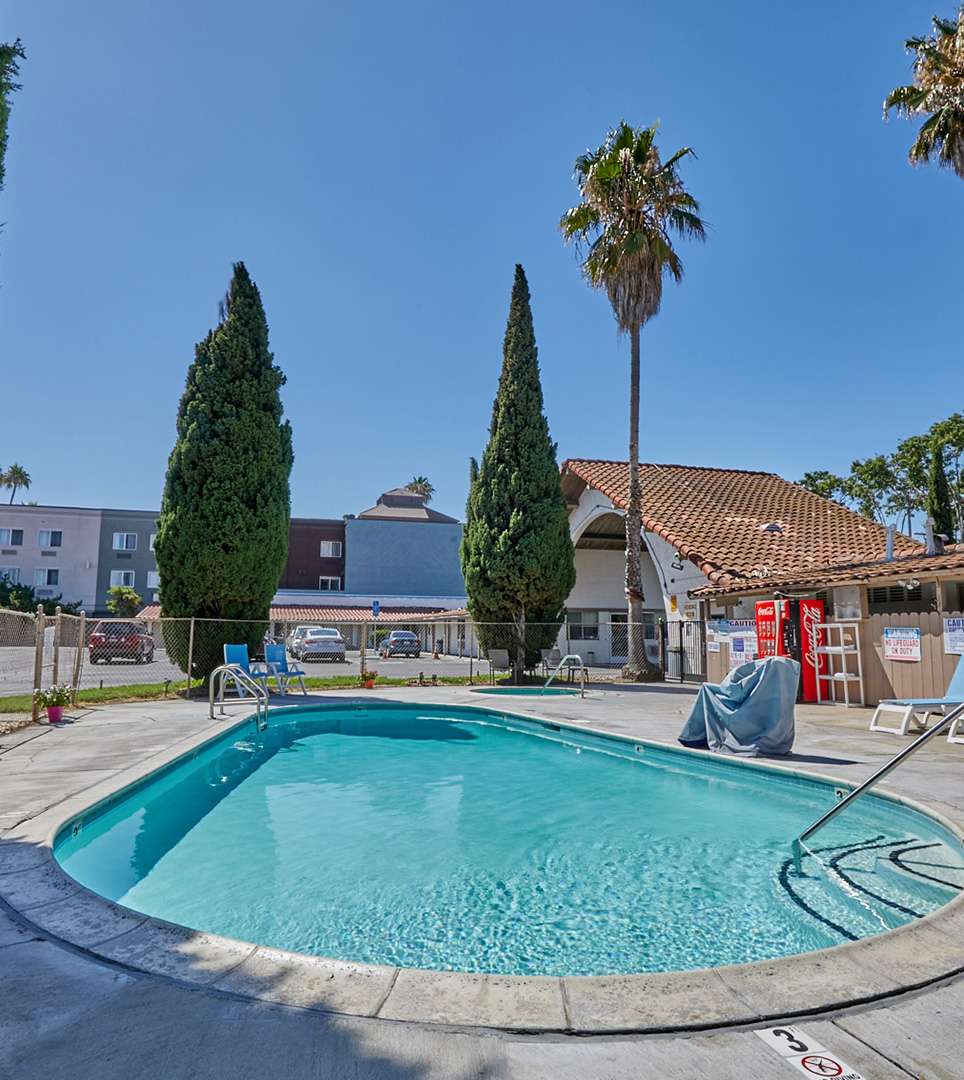 Photo Gallery of our San Jose, CA Hotel EZ 8 Motel San Jose 1